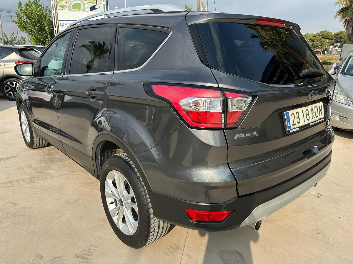 FORD KUGA TITANIUM 4X4 2.0 TDCI AUTO SPANISH LHD IN SPAIN 81000 MILES SUPER 2017